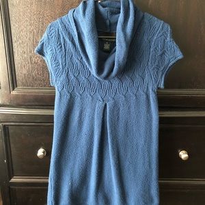 Cowl neck cap sleeve sweater